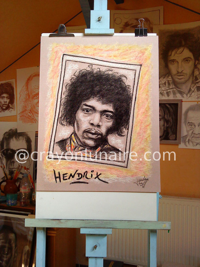 Jimi Hendrix : Fusain, pierre blanche et pastel sec 