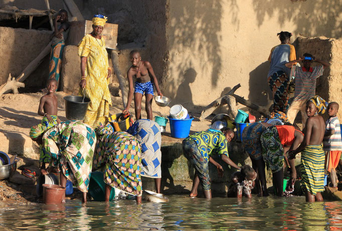 Sur les rives du Niger vers MOPTI.