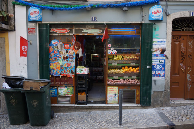 Kleiner Laden in der Stadt