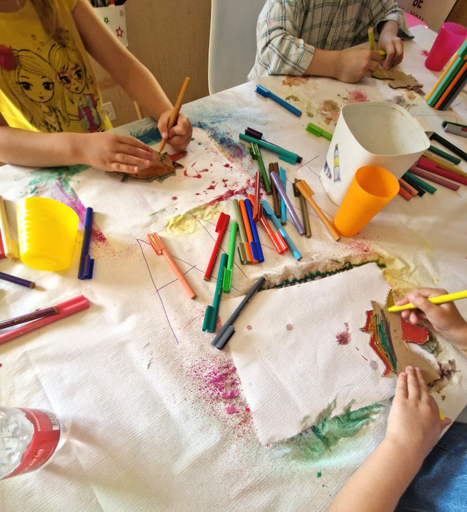 Atelier créatif pour les enfants de 2 à 5 ans à Ayent et à Puidoux