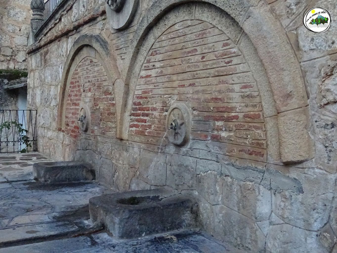 Fuente de Orcera, junto a la iglesia