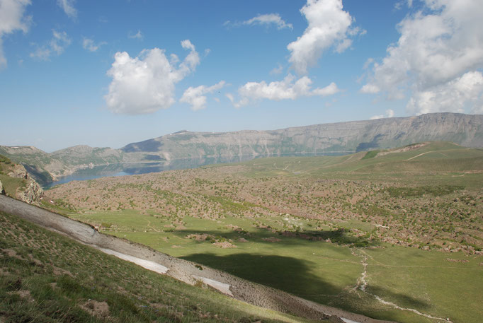 Türkei, Ausflug zum Nemrut Vulkanmassiv, westlich von Tatvan, Wanderung zu den Kraterseen
