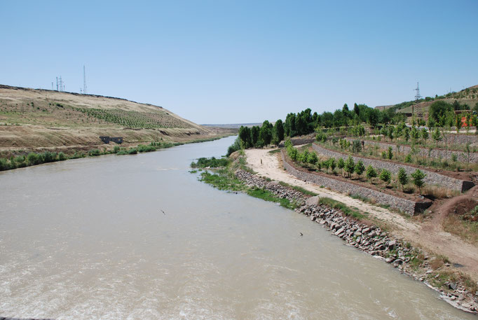Türkei, Dicle Brücke von 1065 am Tigris