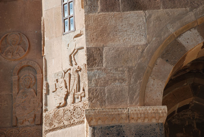 Türkei, Fahrt zur Insel Ahtamar im Vansee, armenische Heiligkreuzkirche aus dem 10. Jh.