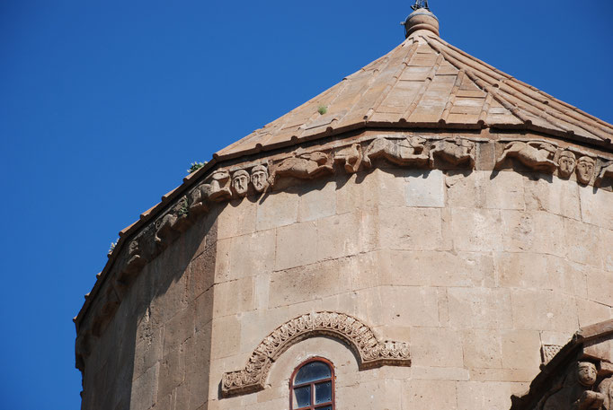 Türkei, Fahrt zur Insel Ahtamar im Vansee, armenische Heiligkreuzkirche aus dem 10. Jh.