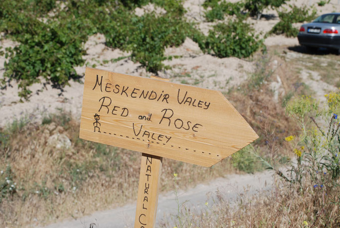 Türkei, Kappedokien, Wanderung durch Meskendir Valey, Red und Rose Valey