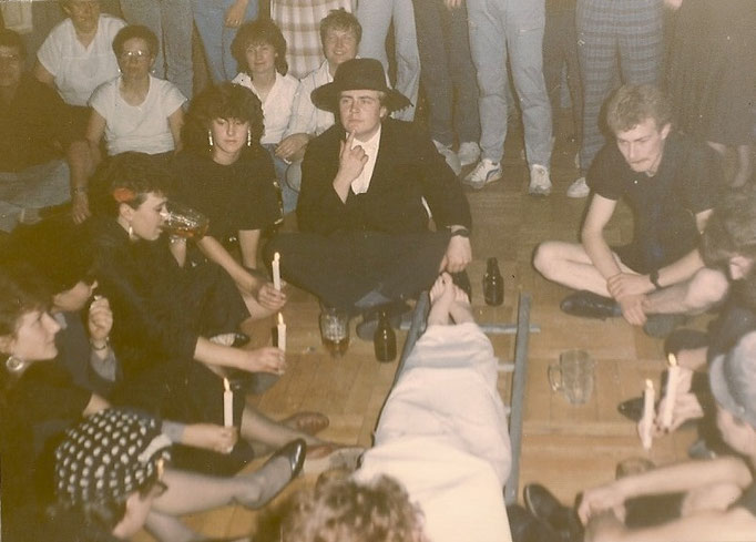 Kirmesgesellschaft 1988/ Archiv Crawinkler- Runde