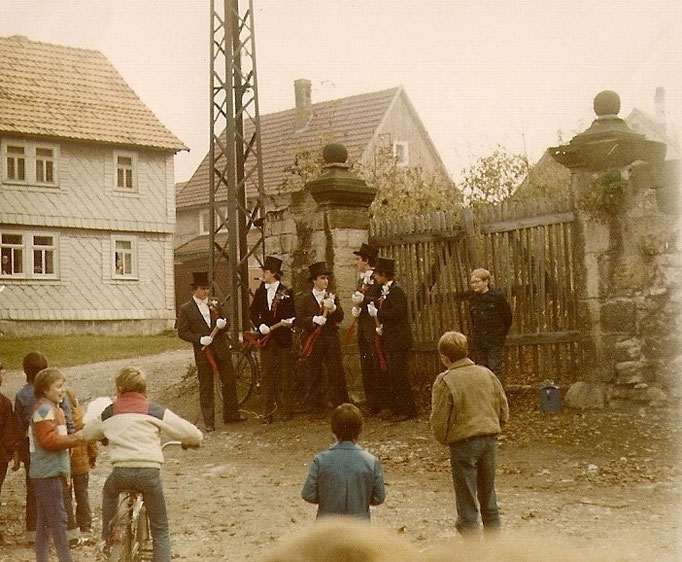 Kirmesgesellschaft 1984/ Archiv Crawinkler- Runde