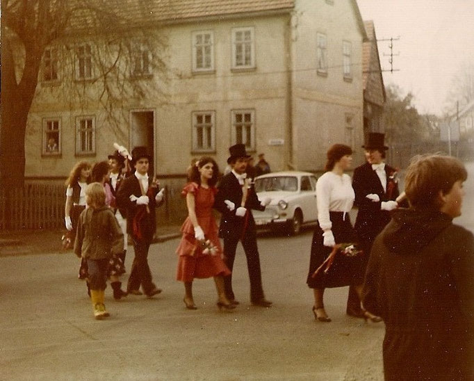 Kirmesgesellschaft 1984/ Archiv Crawinkler- Runde