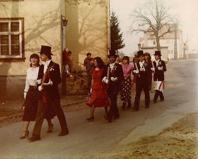 Kirmesgesellschaft 1984/ Archiv Crawinkler- Runde