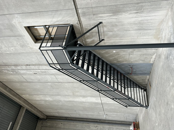 Escalier sur mesure industriel 