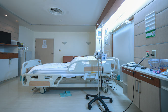 Patientenzimmer Mobiliar