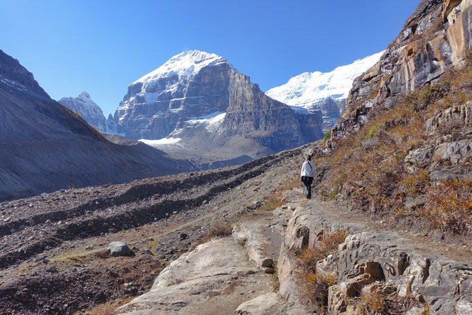 Plain of Six Glaciers