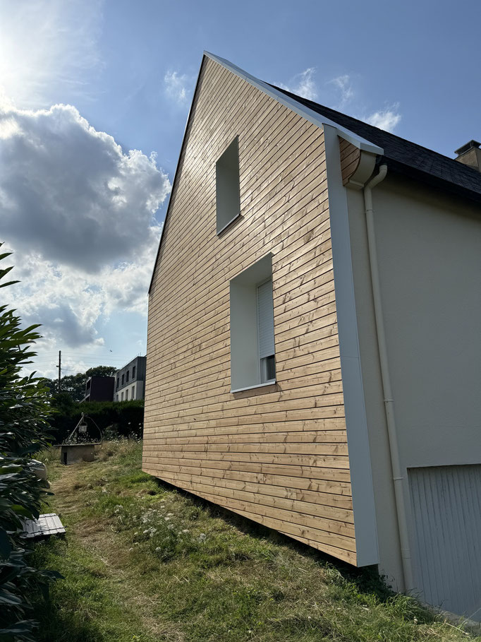ST VINCENT DES LANDES : Réalisation d'une ITE (Isolation Thermique par l'Extérieure) sur les pignons d'une maison