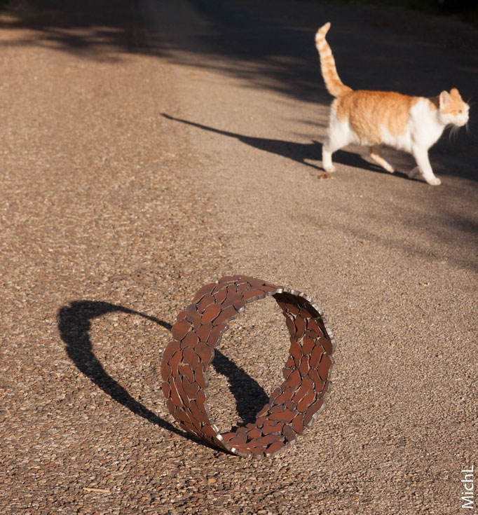 Connexions cybernétique (diamètre 26 cm) / Acier  © Michel LAURENT / MichL