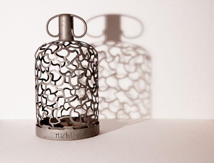 Bouteille de gaz sculptée
