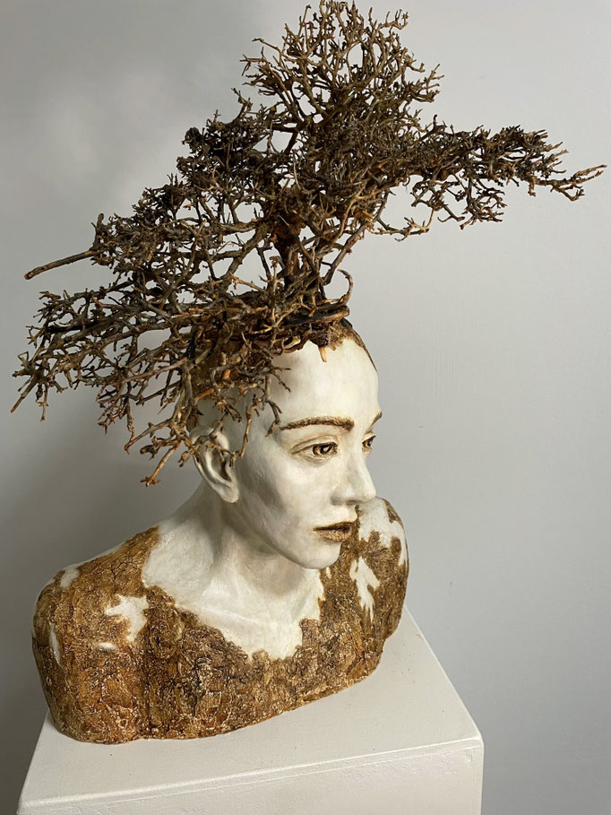 Éveil, 49 x 32 x 24 cm