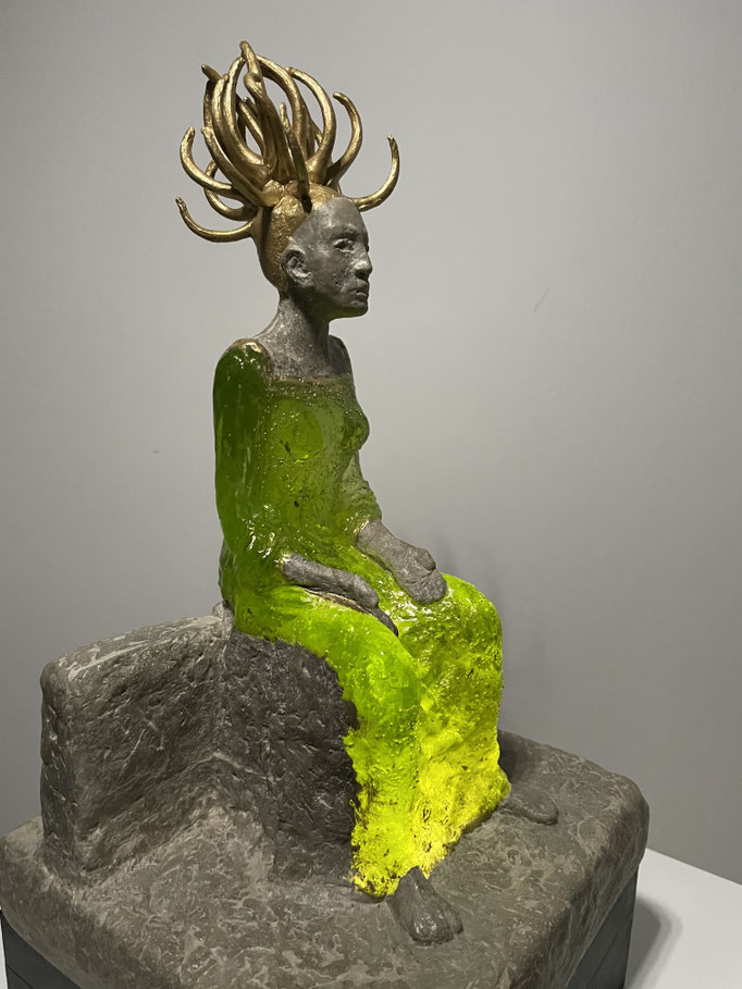 Per aspera ad astra, 38 x 18 x 18cm