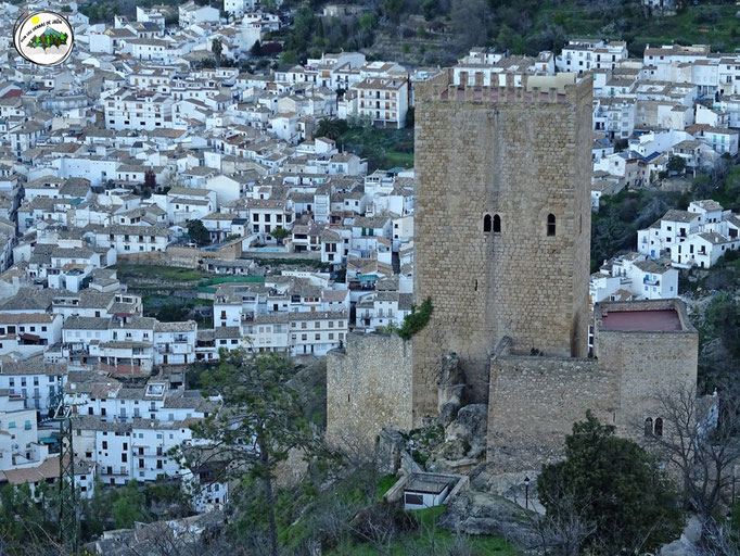 Castillo de la Yedra y Cazorla