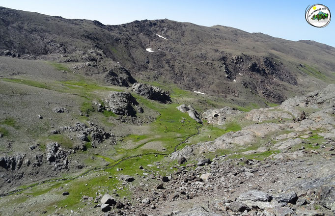 Peñón Colorado y valle de Lanjarón