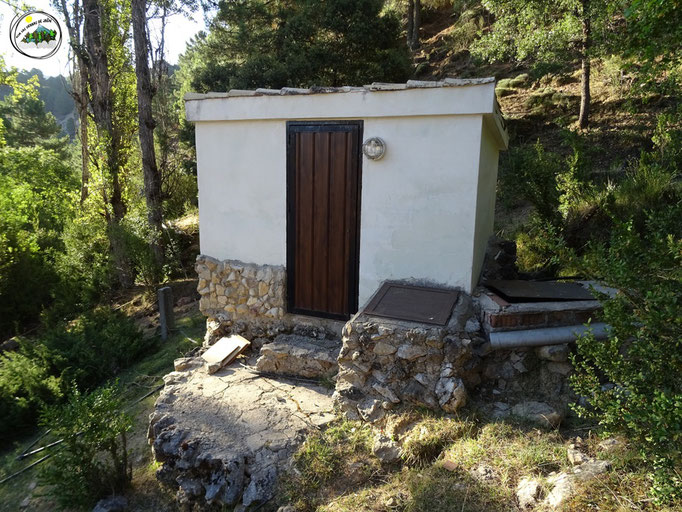 Caseta del agua de la casa rural del Collado del Pocico
