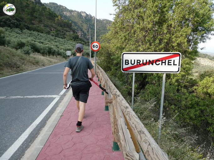 Desde Burunchel nos desplazamos por esta vía hasta el barranco Perona. 