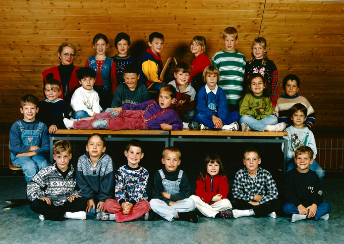 2012 | Schule Niederlenz: Klassenfoto.