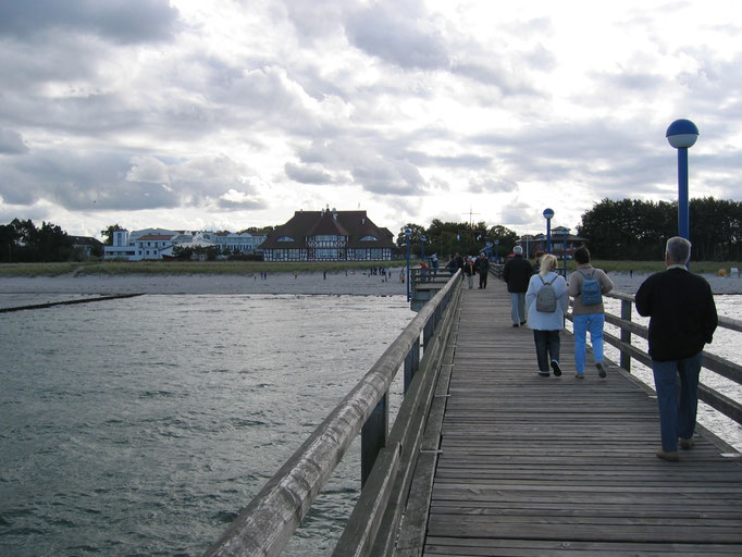 Zingst '01 | Mit Gisela & Peter auf der Seebrücke.