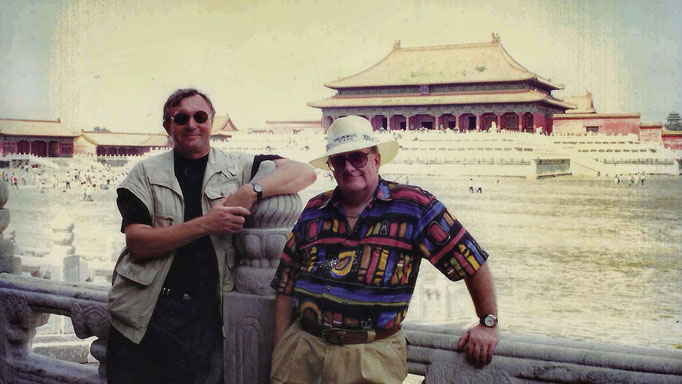1997 | Peking: Schindler «Mobile»-Markteinführung  in China. Vor dem «Tor der höchsten Harmonie». Mit Edy Brunner.