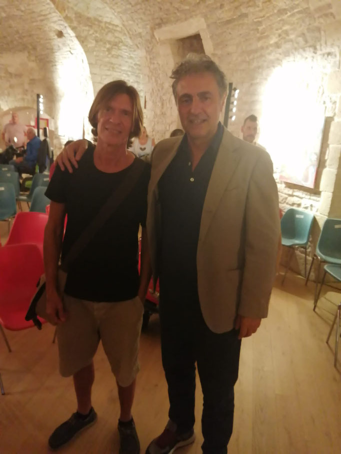 Francesco Cannone con l'attore Antonio Stornaiolo che sponsorizza la mostra
