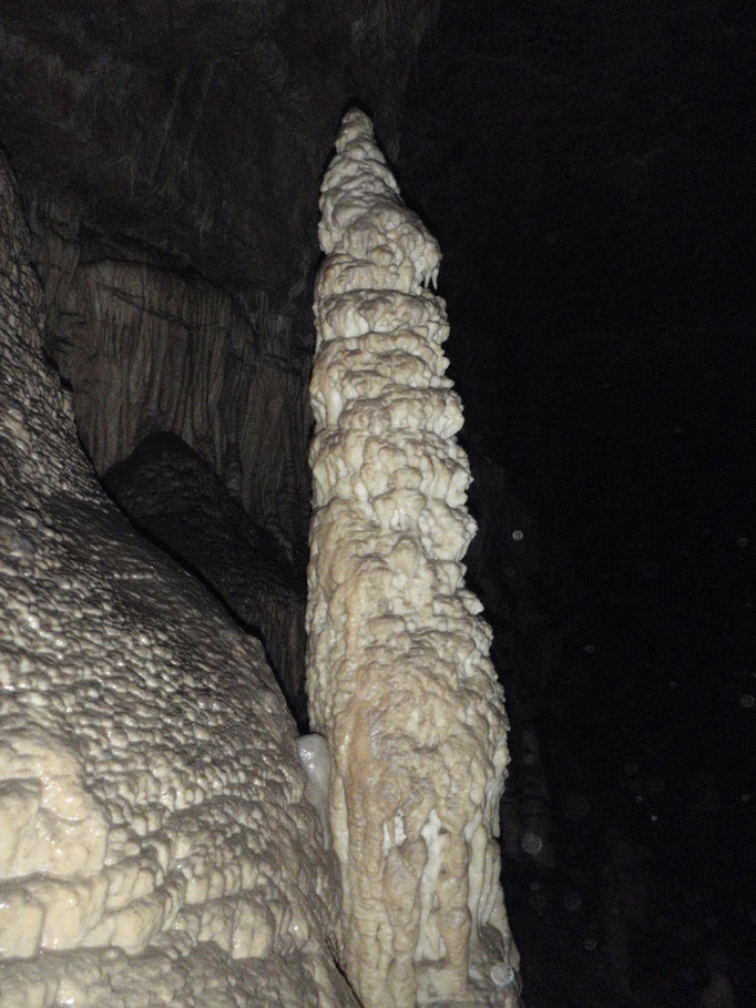 stalagmite géante gournier