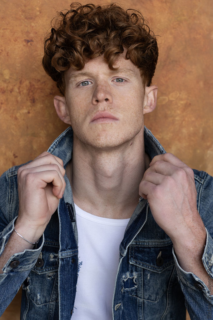 The Portfolio Studio, Centrum Leiden, Fotostudio, Photostudio, Portfolio, Portfolio laten maken, portfolio updaten, model, model worden, acteur, casting, modellenbureau, castingbureau, Stefan van Ruijven Fotografie, Fotograaf, Photographer, Shoot