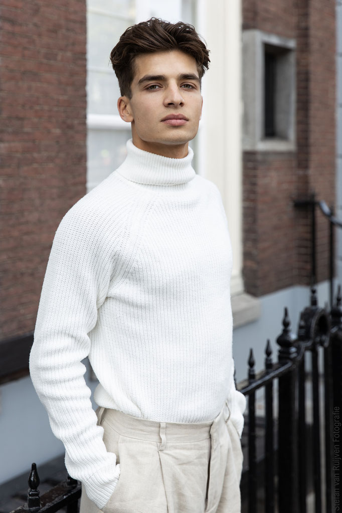 Casting, Acteur, Casting foto's laten maken, Model worden, Man, Mannelijke model, Shoot, Acteren, Photography, Fotografie, Leiden, Fotograaf Leiden, Mannelijk model, Castingbureau, Model, Malemodel, Commercieel Model