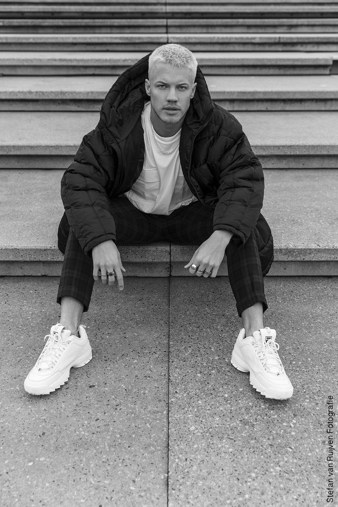 Paul Morris, Zanger, Singer, Fashion, Men's Fashion, Herenmode, mannenmode, herenlabel, kleding, fotografie, shoot, photoshoot, model, malemodel, stefan van Ruijven fotografie, foto's maken voor kledingmerk