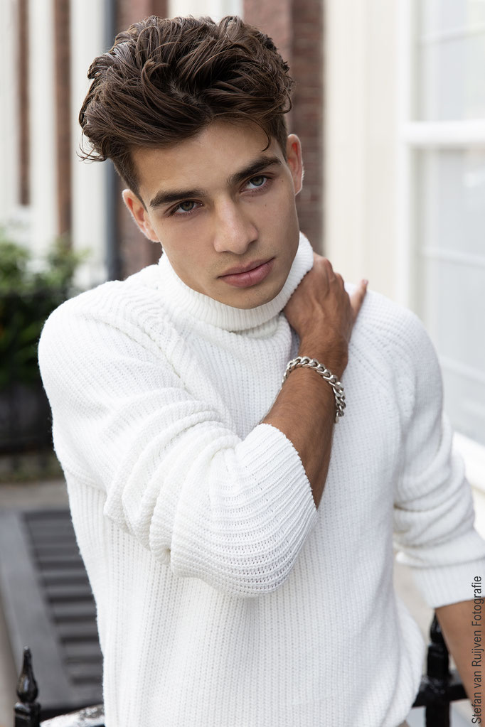 Casting, Acteur, Casting foto's laten maken, Model worden, Man, Mannelijke model, Shoot, Acteren, Photography, Fotografie, Leiden, Fotograaf Leiden, Mannelijk model, Castingbureau, Model, Malemodel, Commercieel Model