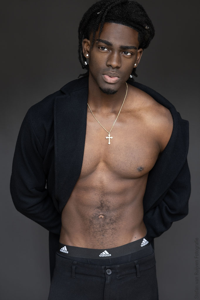 Benjamin, New Generation Models, New Generation Model Management, Fotoshoot, Photoshoot, Shoot, Model, Modelportfolio, Portfolio, Portfolio laten maken, Portfolio update, Modellenbureau, Foto's maken voor Modellenbureau, New Face, Stefan van Ruijven