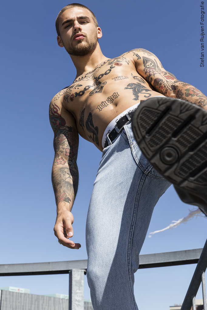 De Boekers, Amsterdam, Modellenbureau, Boris, Portfolio, Black and White Photography, Classic, Shoot, Photoshoot, Fotoshoot, Men's Fashion, Herenmode, Fotografie, Photography, Fotograaf, Photographer, Stefan van Ruijven Fotografie, online, portfolio, mode