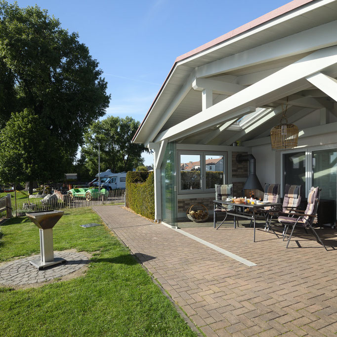 Terrasse mit Grill