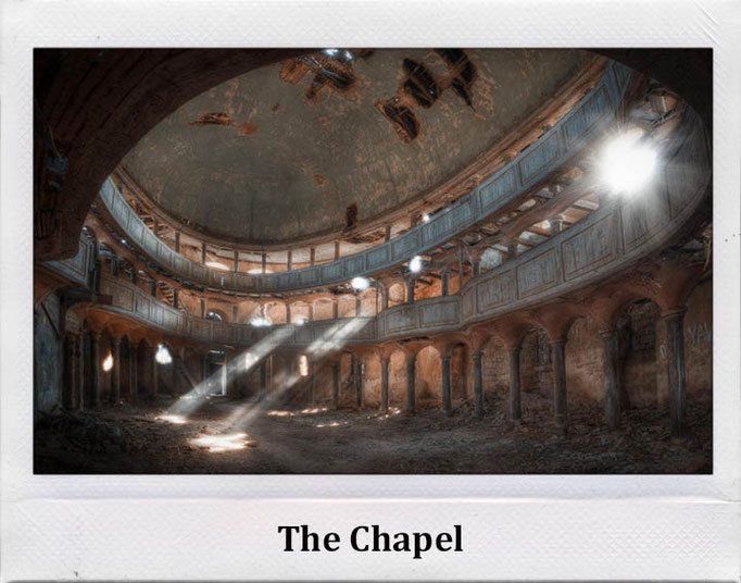 Ein Lost Place der besonderen Art: "The Chapel" in Polen, Poland - © Oliver Jerneizig
