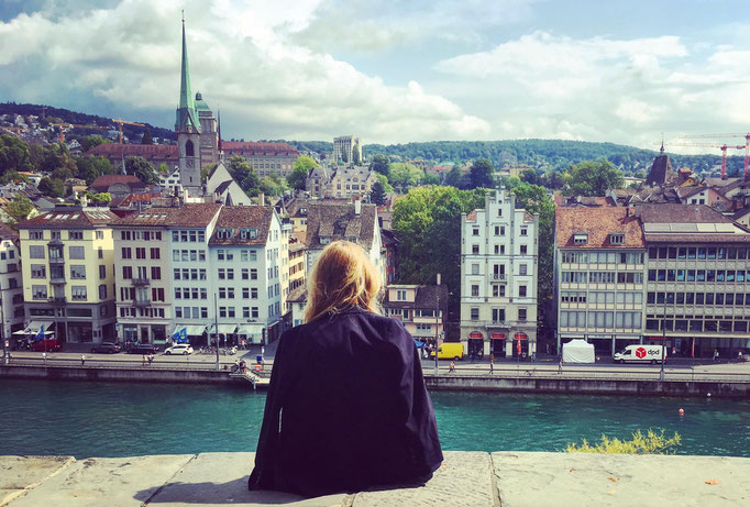 https://www.instagram.com/zuerichstyle.ch/