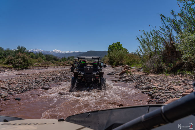 RAID BUGGY AU MAROC, une aventure de dingue au cœur de l'atlas. JOUR 1, d'Agafay aux contreforts de l'Atlas. missaventure, blog road trip, overland 4x4 et nature.