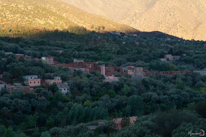 RAID BUGGY AU MAROC, une aventure de dingue au cœur de l'atlas. JOUR 1, d'Agafay aux contreforts de l'Atlas. logement La Dame Bija, MAROC. missaventure, blog road trip, overland 4x4 et nature.