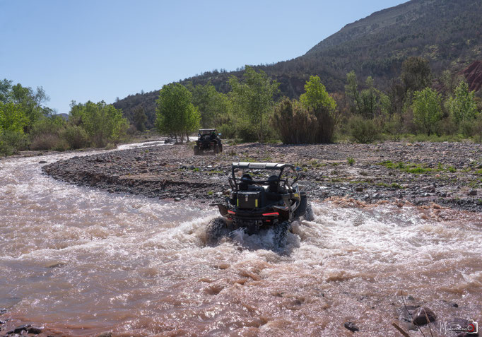 RAID BUGGY AU MAROC, une aventure de dingue au cœur de l'atlas. JOUR 1, d'Agafay aux contreforts de l'Atlas. missaventure, blog road trip, overland 4x4 et nature.