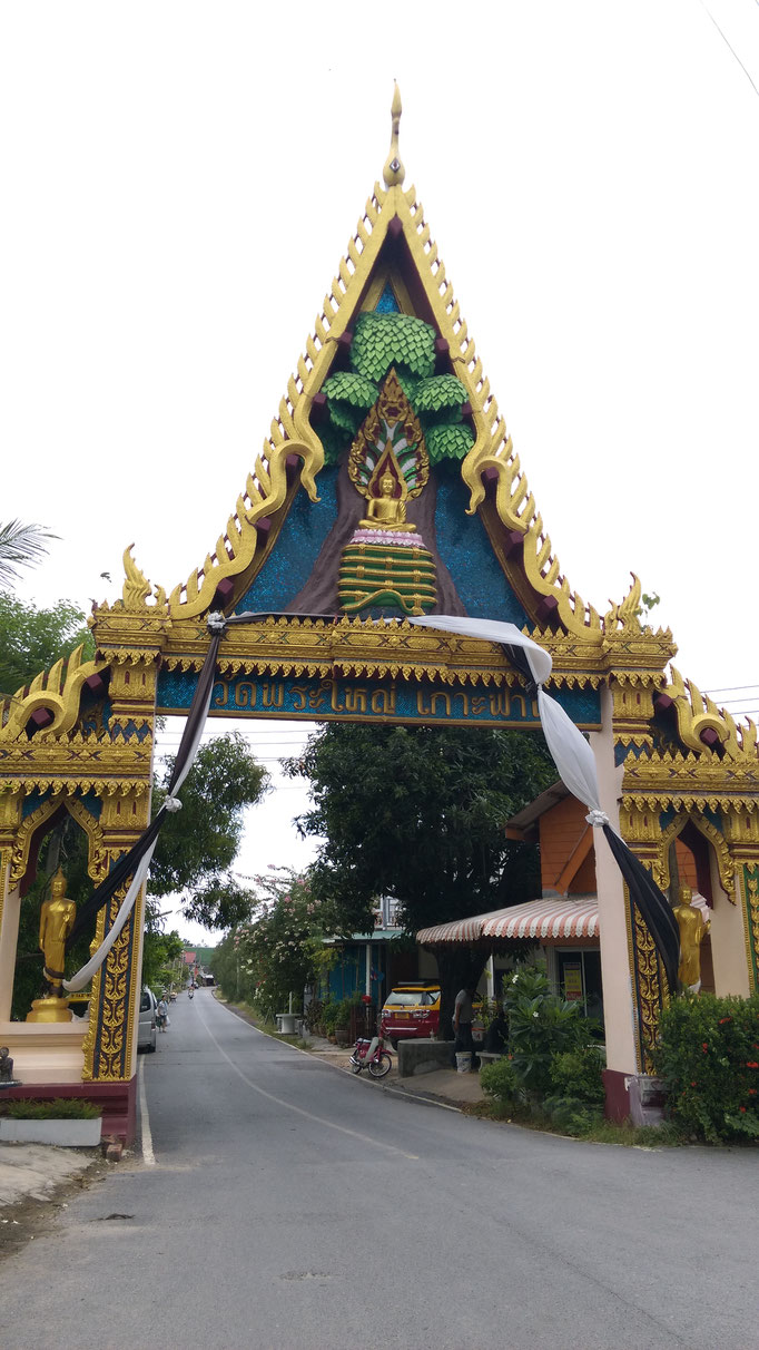 Eingang zum Big Buddha
