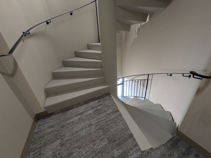 CMC Métallerie Avranches(50)-Main courante acier thermolaqué Cage d'escalier 