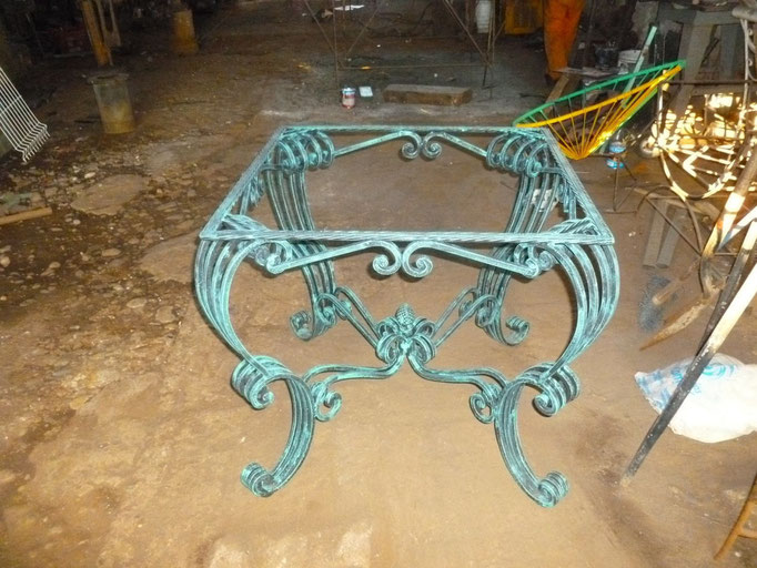 MESA DE JARDIN 