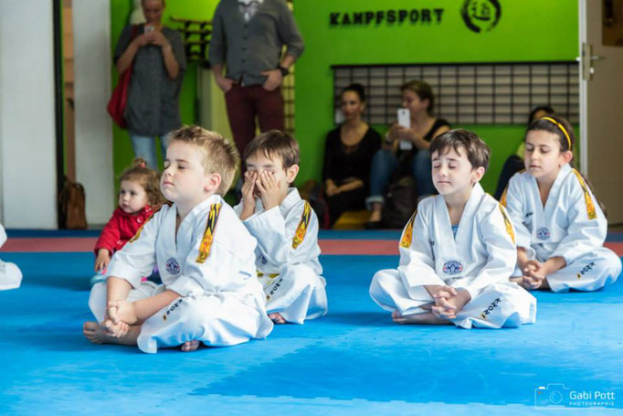 Oldenburg - Mobbing - Sicherheit - Kindergarten - Grundschule - Jugendamt - Taekwondo - Aikido - Boxen - Muaythai 
