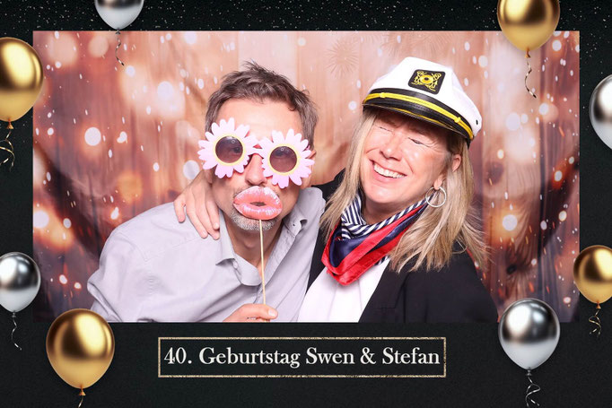Fotobox38 beim Geburtstag – lustige Schnappschüsse mit Requisiten