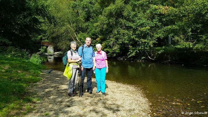 Wanderfreunde bei der "Wandern wo die Nasen wohnen" Wanderung