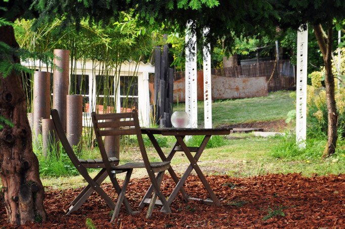L'Atelier-Jardin de F'Chasta, lieu d'expérimentation entre art, design et nature.
